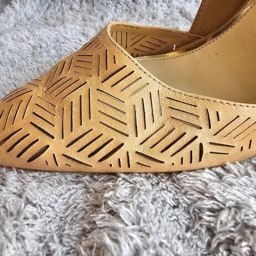 Jessica Simpson Women's Charie Perforated D-Orsay Dress Pump Heels Size 9.5M Tan - Picture 2 of 7